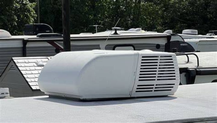 Can RV air conditioners be repaired?